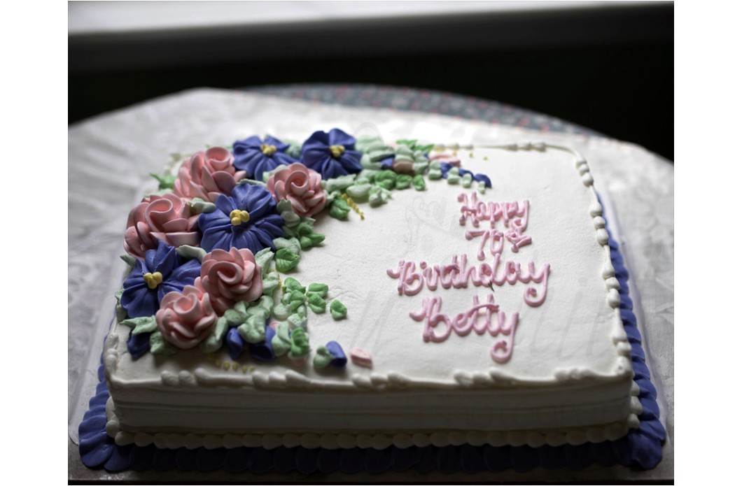 Betty (nee Schutze) Nick's 70th birthday cake
